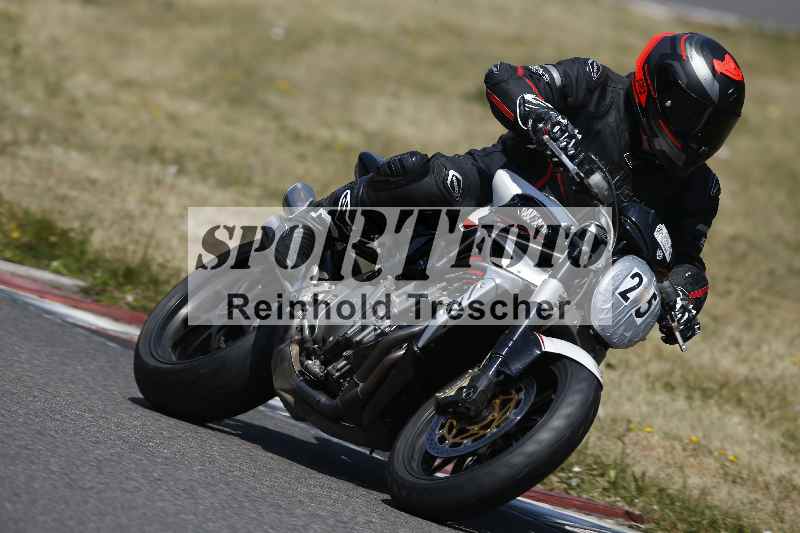 Archiv-2023/28 05.06.2023 Moto Club Anneau du Rhin/blanc-novice/25
